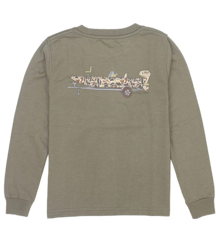 Camo Boat graphic tee